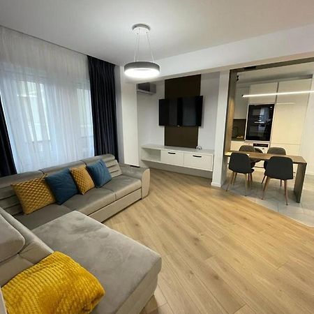Adina Apartament 古拉哈莫卢洛伊 外观 照片